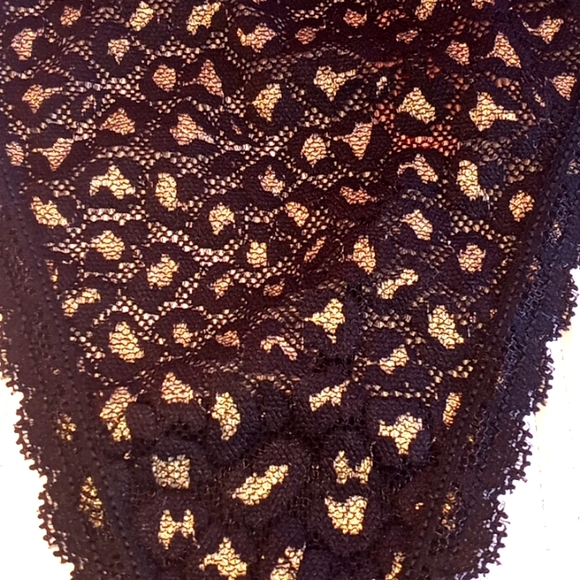 Victoria's Secret Black & Gold V String Panties. Bundle 3/$2… - Picture 3 of 9